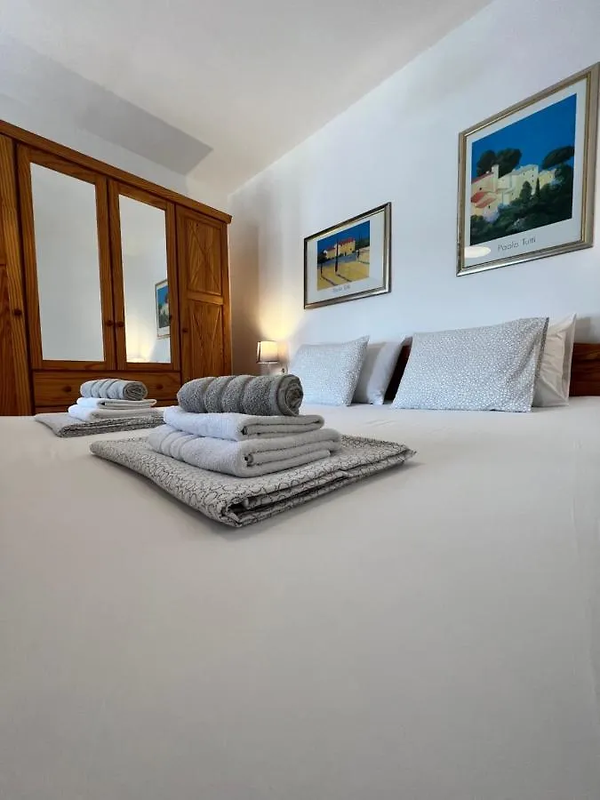 Apartment Room By The Sea Rab Town